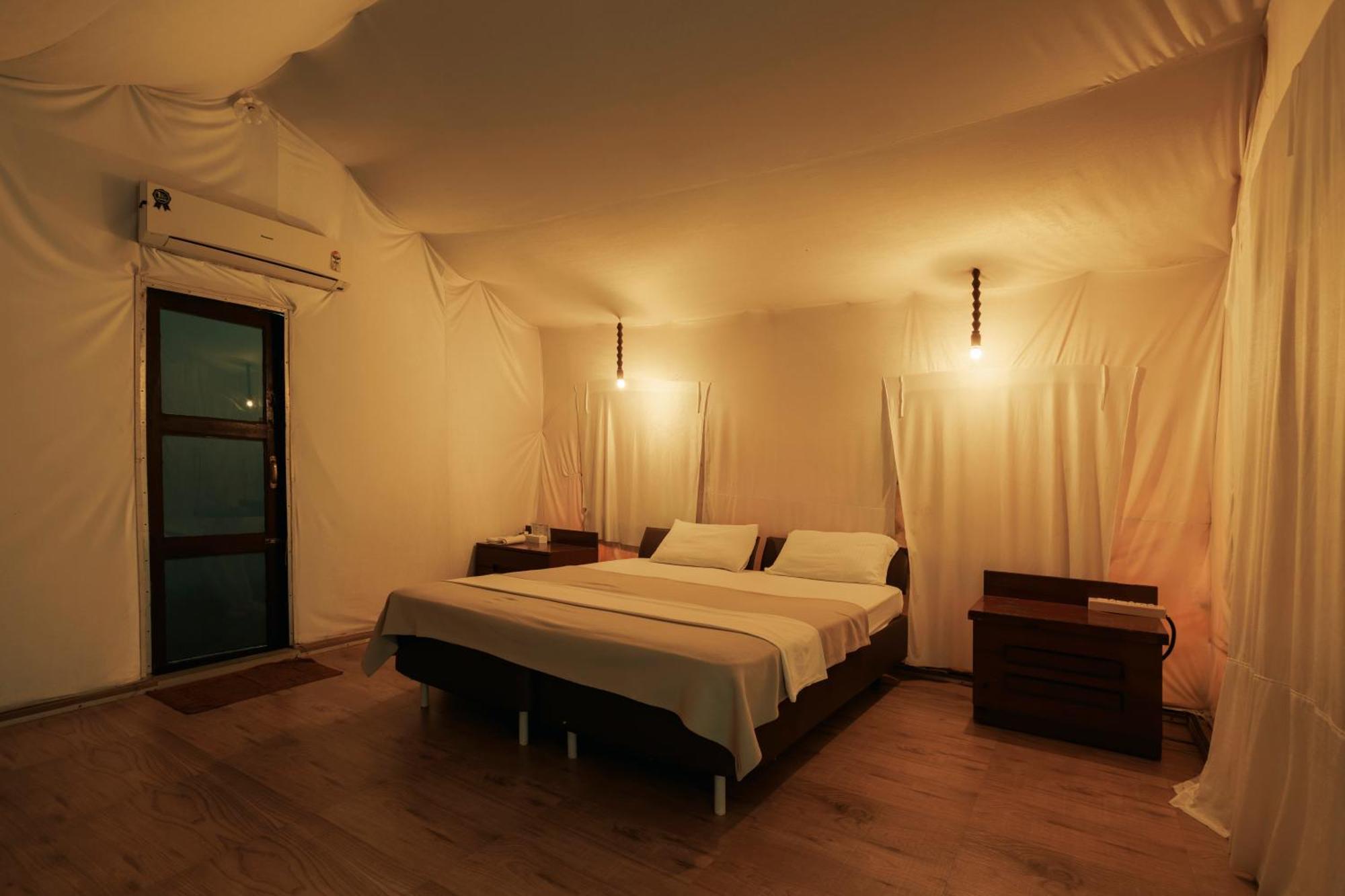 Sai Vishram Beach Resort Bainduru エクステリア 写真