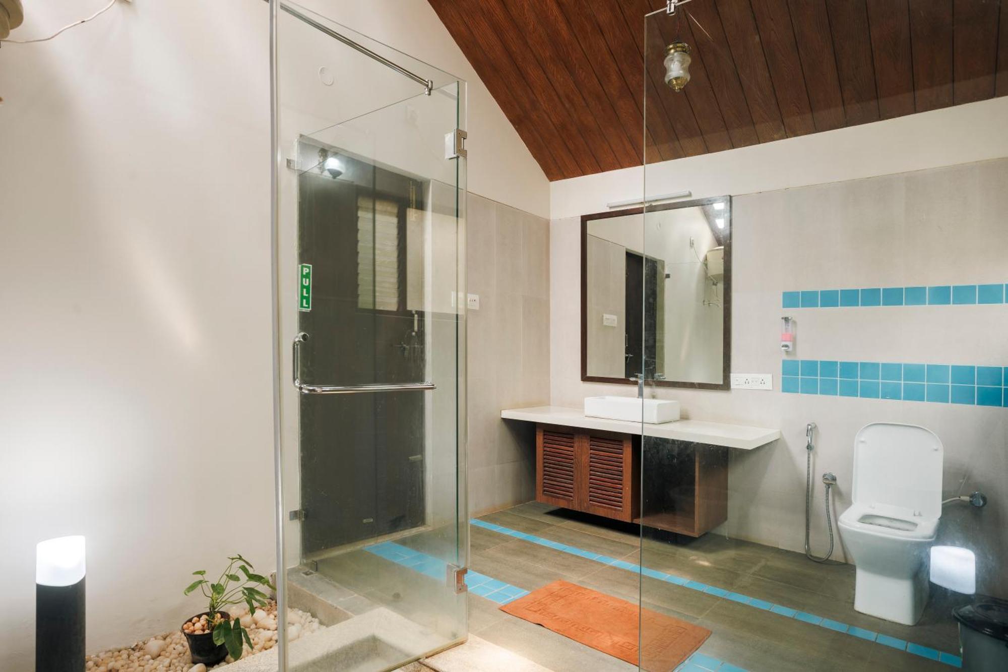 Sai Vishram Beach Resort Bainduru エクステリア 写真