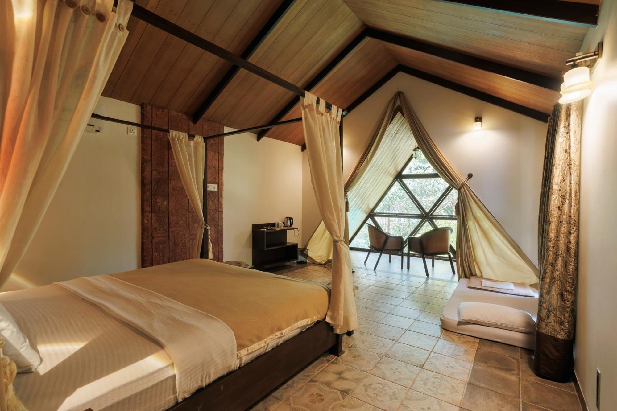 Sai Vishram Beach Resort Bainduru エクステリア 写真