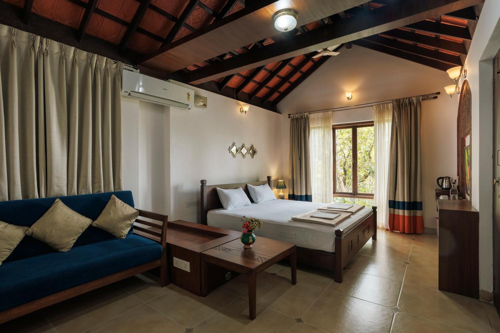 Sai Vishram Beach Resort Bainduru エクステリア 写真