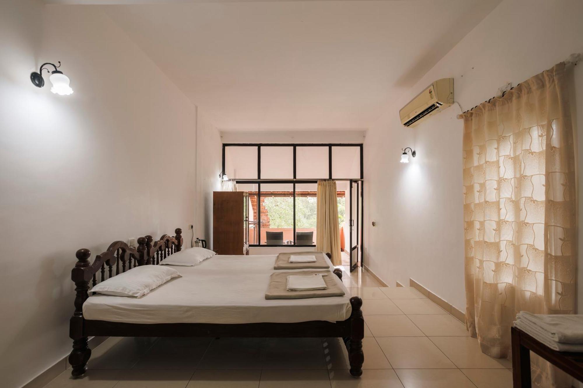 Sai Vishram Beach Resort Bainduru エクステリア 写真
